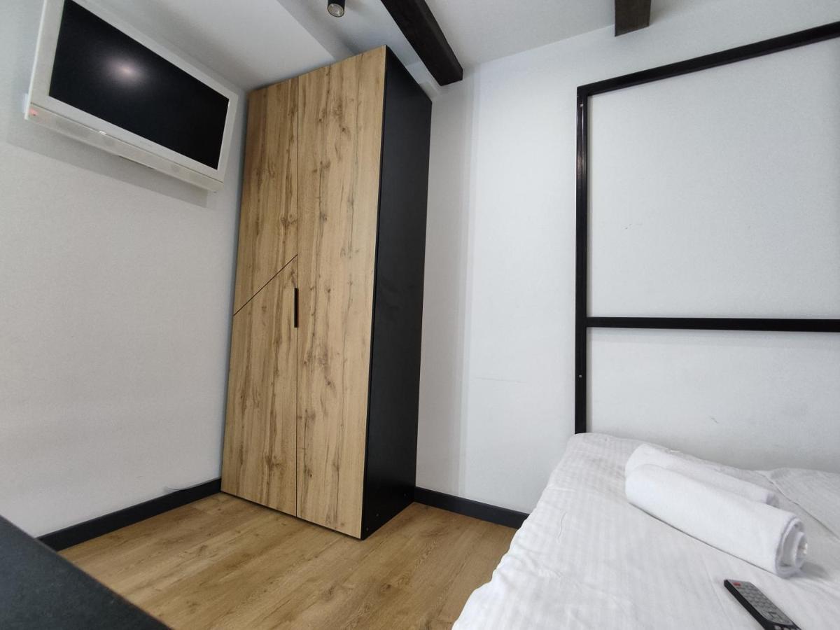 Kotlyarska Apartments Лвив Екстериор снимка